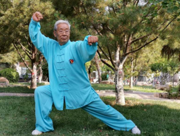 Discovering Inner Balance: A Journey Through the Tai Chi Class Experience