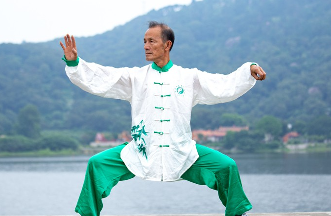 Unfolding the Art of Beginner Tai Chi: A Journey into Serenity and Balance